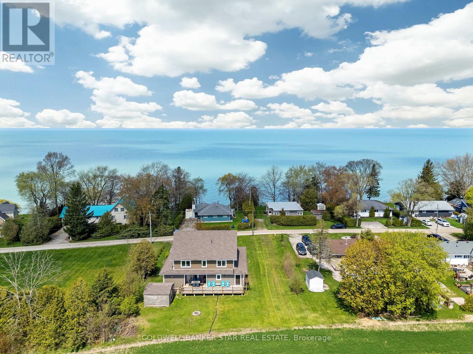 71694 OLD CEDARBANK LANE, Bluewater, Ontario