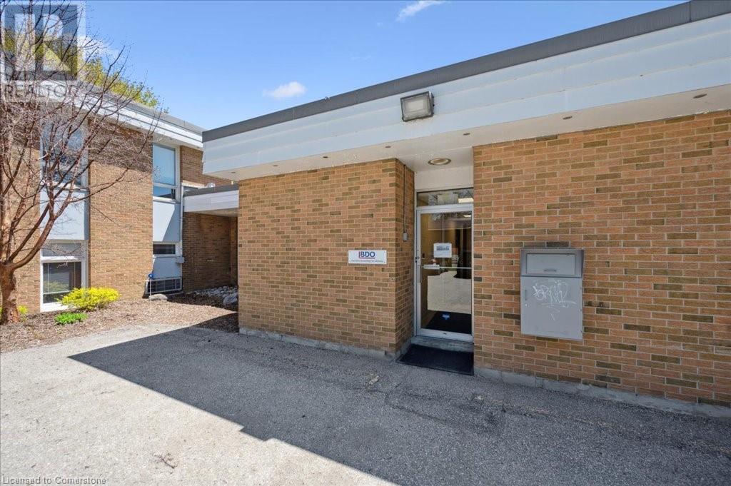 380 Hibernia Street, Stratford, Ontario  N5A 5W3 - Photo 3 - 40725281