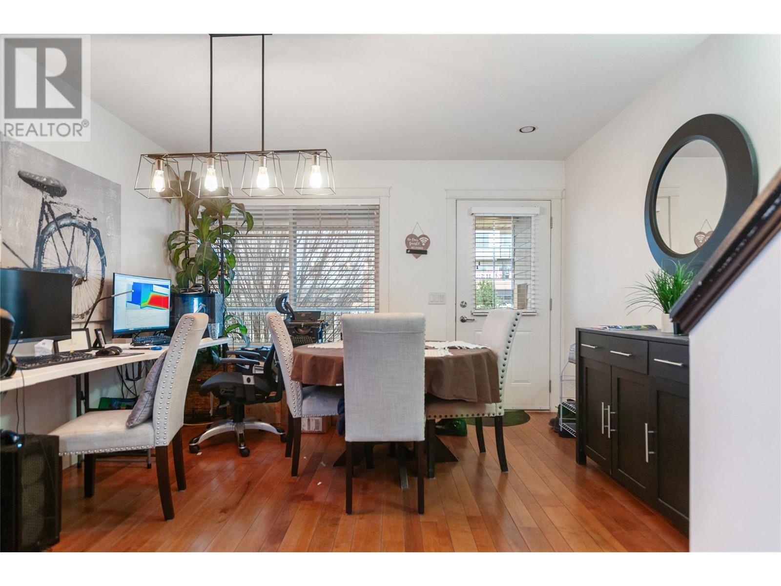 741 Clement Avenue, Kelowna, British Columbia  V1Y 7C9 - Photo 5 - 10334504