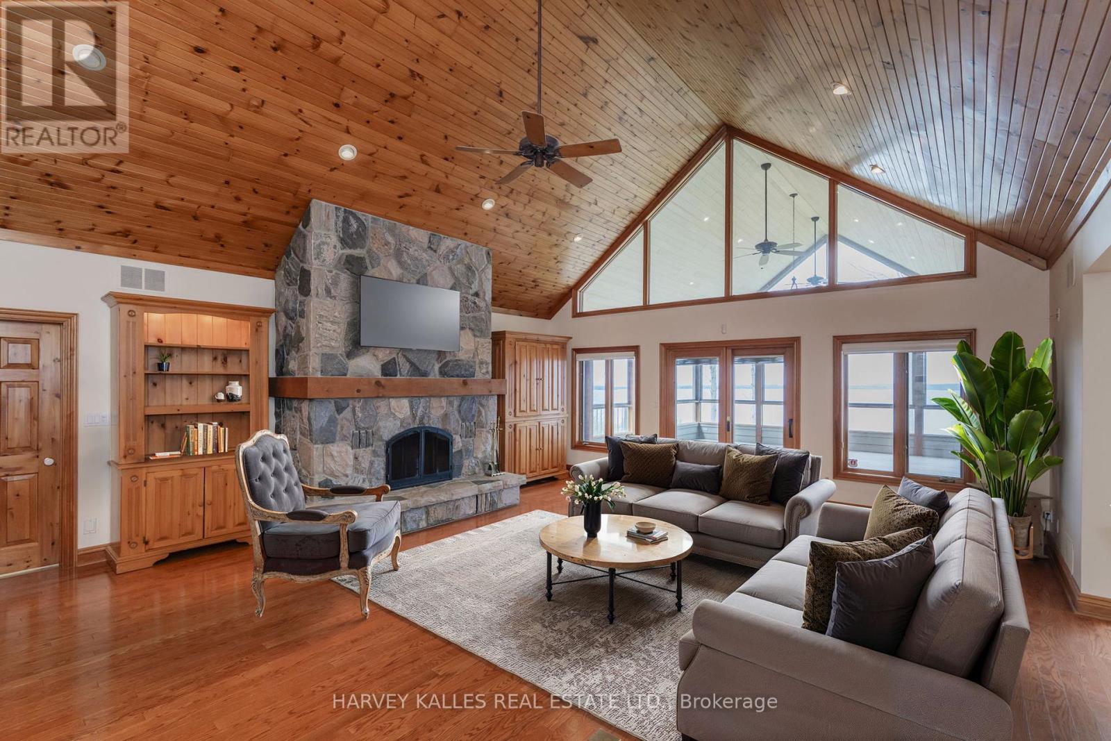 20 Nippissing Ridge Road, Tiny, Ontario  L9M 0T8 - Photo 11 - S12142576
