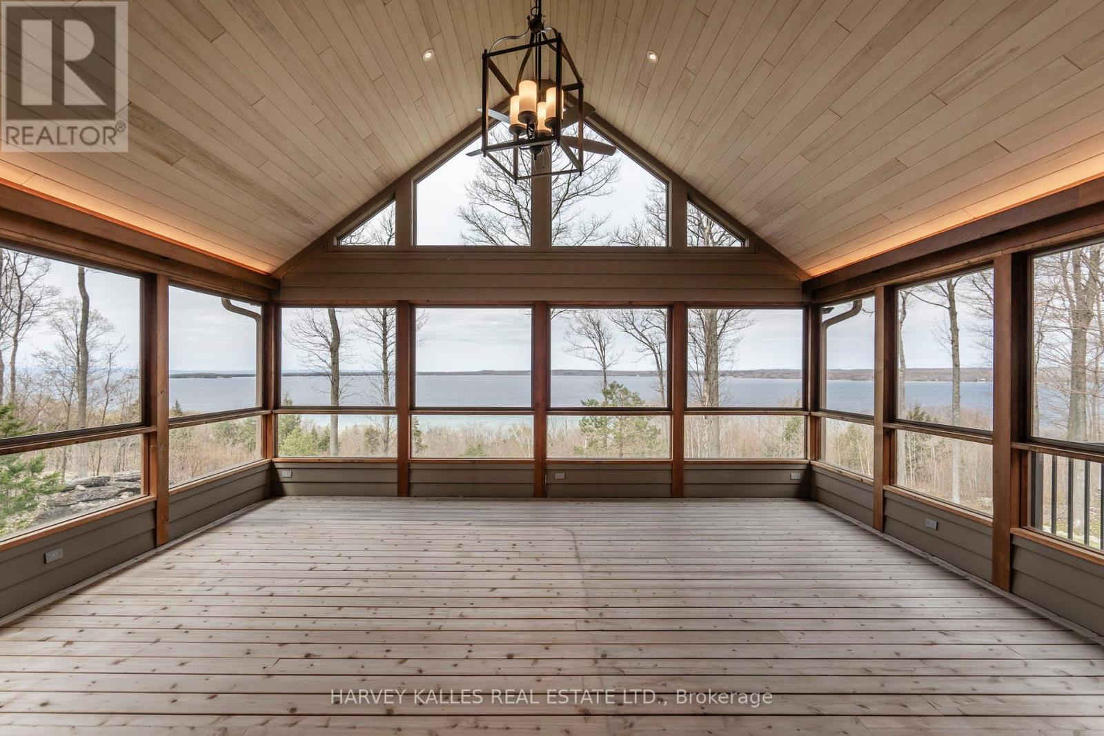 20 Nippissing Ridge Road, Tiny (Lafontaine), Ontario  L9M 0T8 - Photo 15 - S12142576