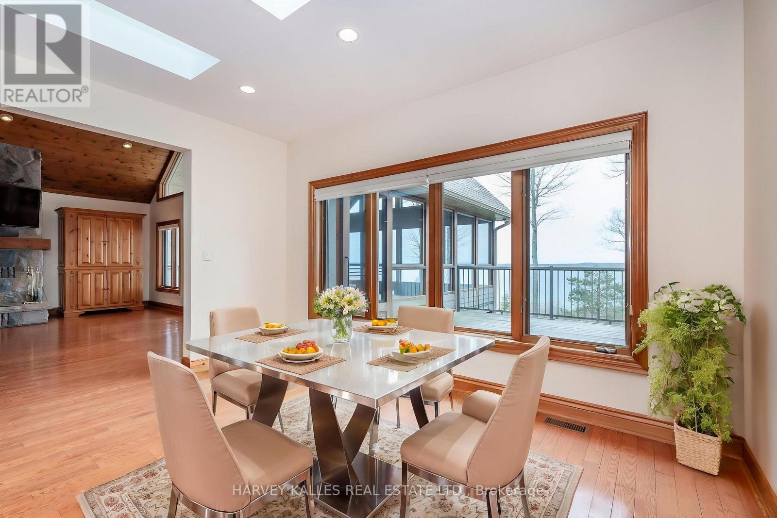 20 Nippissing Ridge Road, Tiny (Lafontaine), Ontario  L9M 0T8 - Photo 19 - S12142576