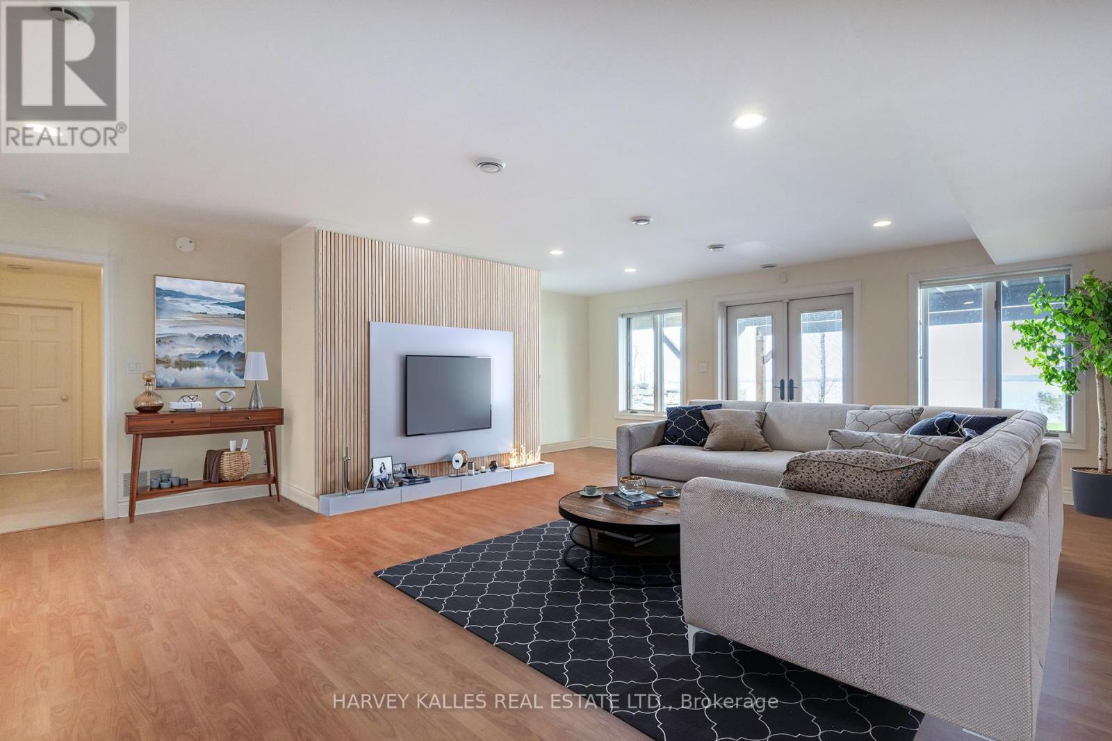 20 Nippissing Ridge Road, Tiny (Lafontaine), Ontario  L9M 0T8 - Photo 36 - S12142576