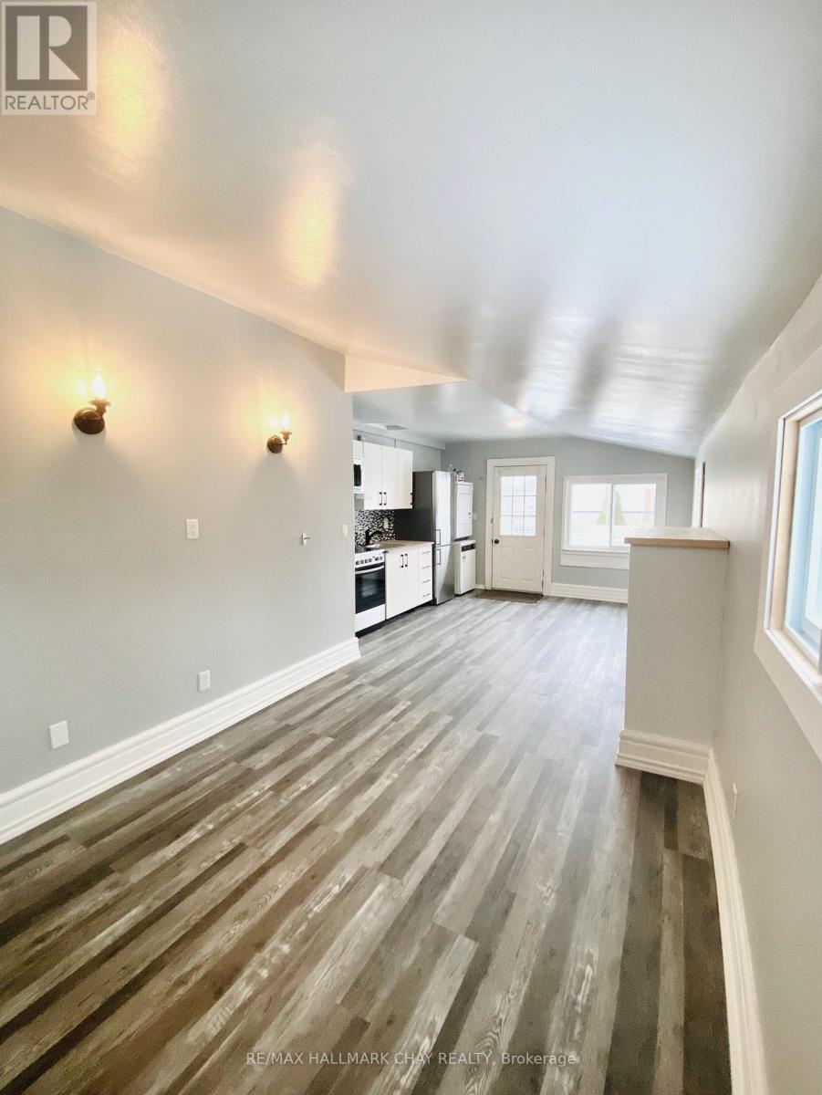 99 John Street W, Barrie (Sanford), Ontario  L4N 2K7 - Photo 17 - S12142640