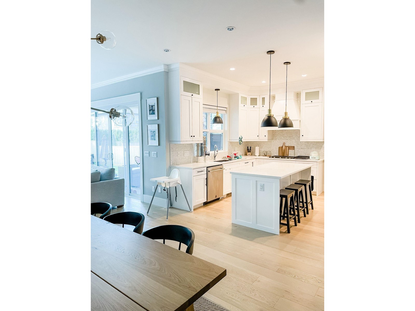 17138 0a Avenue, Surrey, British Columbia  V3Z 0Y9 - Photo 3 - R3001586