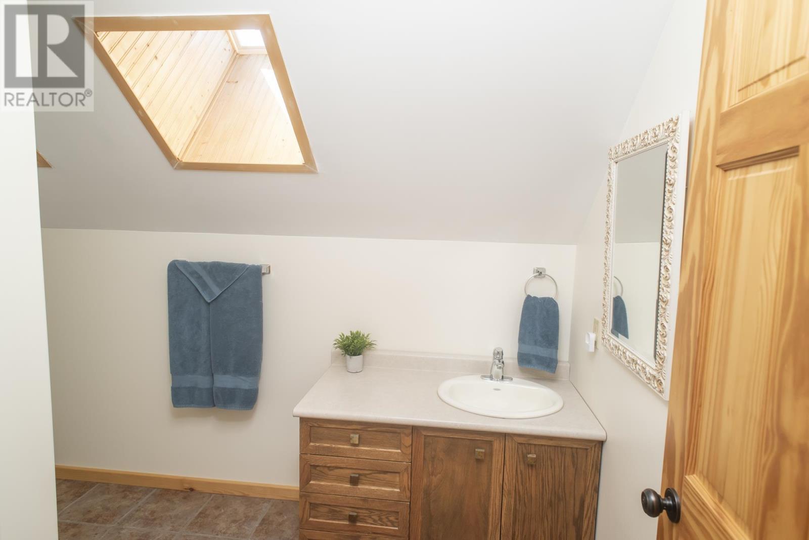 1690 Mountain Rd, Thunder Bay, Ontario  P7J 1C8 - Photo 35 - TB251128