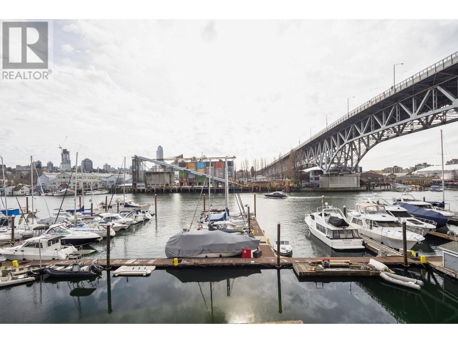 202 628 Kinghorne Mews, Vancouver, British Columbia  V6Z 3H6 - Photo 27 - R3001521