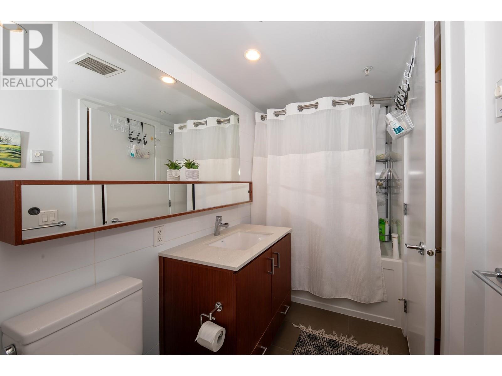 414 221 E 3rd Street, North Vancouver, British Columbia  V7L 0C1 - Photo 12 - R3001591
