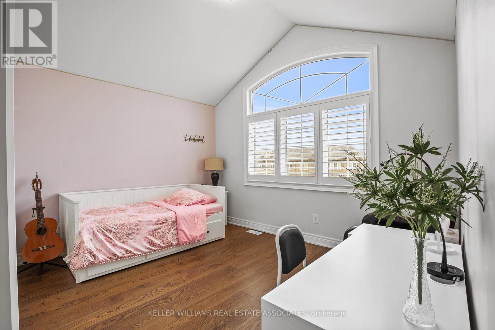 99 Monarch Street, Welland, Ontario  L3C 0E6 - Photo 26 - X12131405