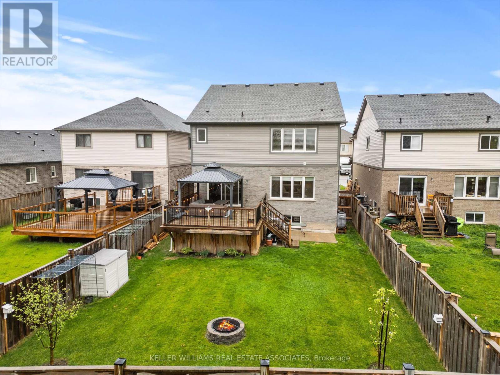 99 Monarch Street, Welland, Ontario  L3C 0E6 - Photo 32 - X12131405