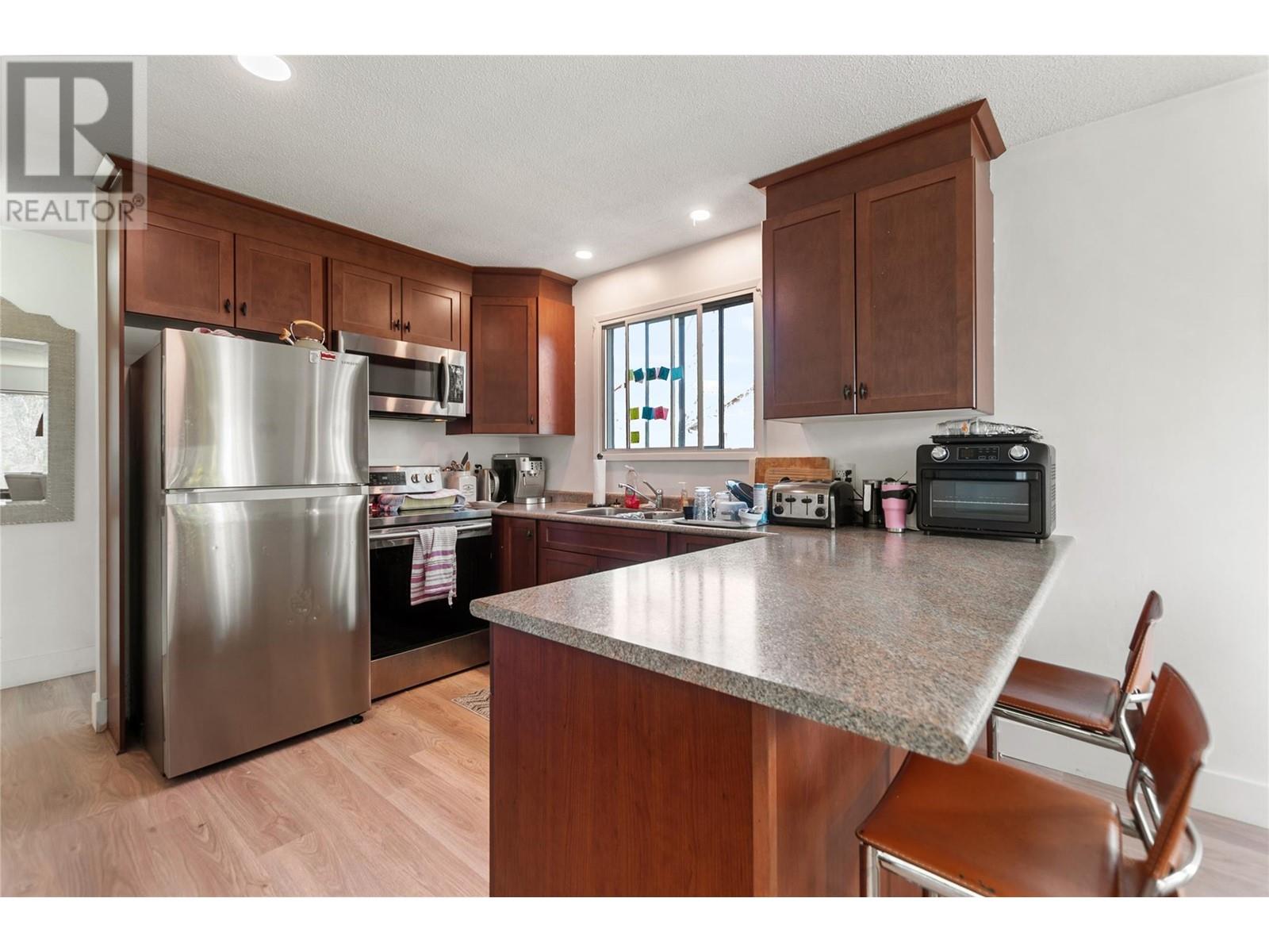 722-726 Elliot Avenue, Kelowna, British Columbia  V1Y 5T1 - Photo 13 - 10341581