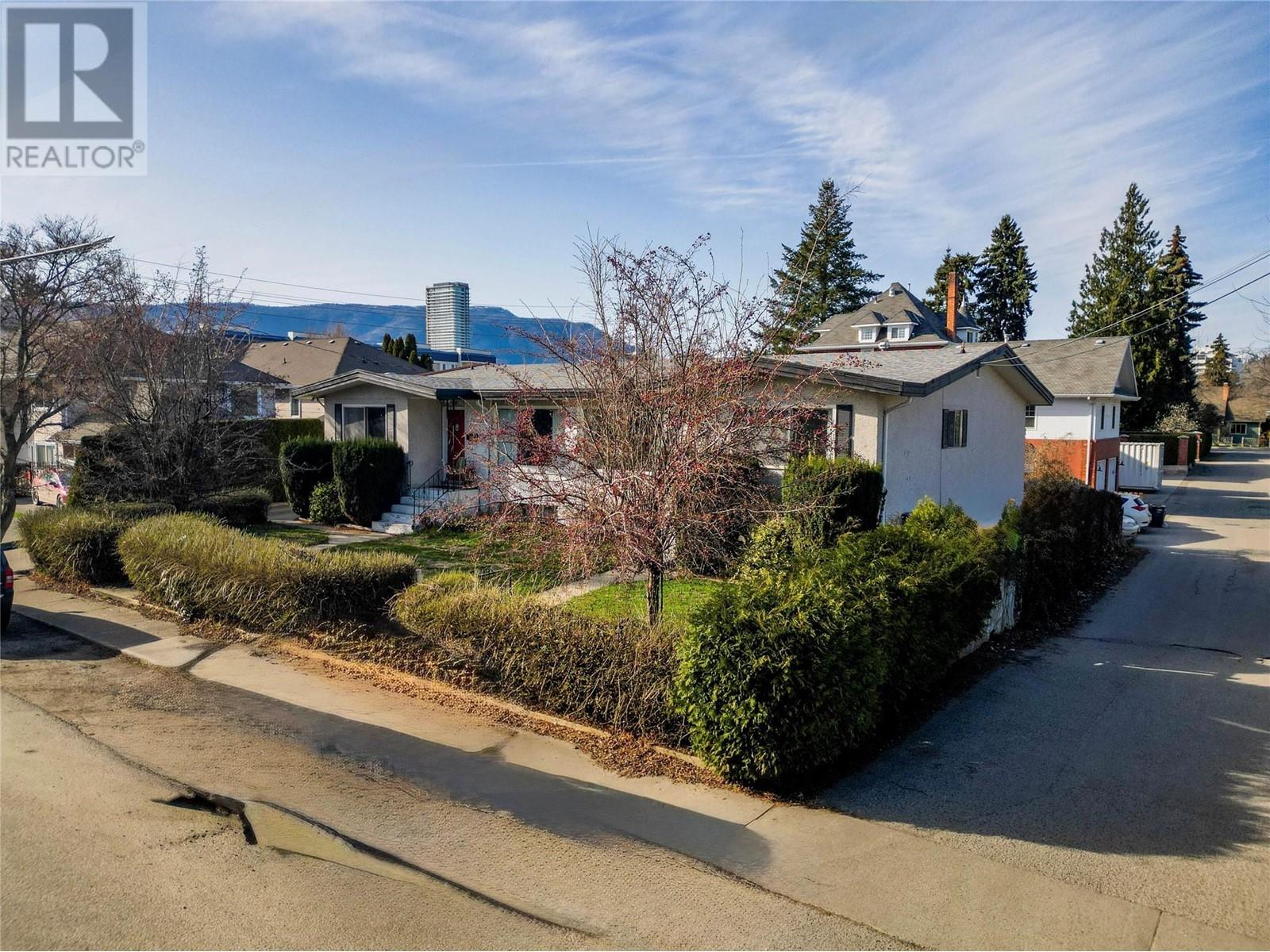 Property at 722-726 Elliot Avenue image 2