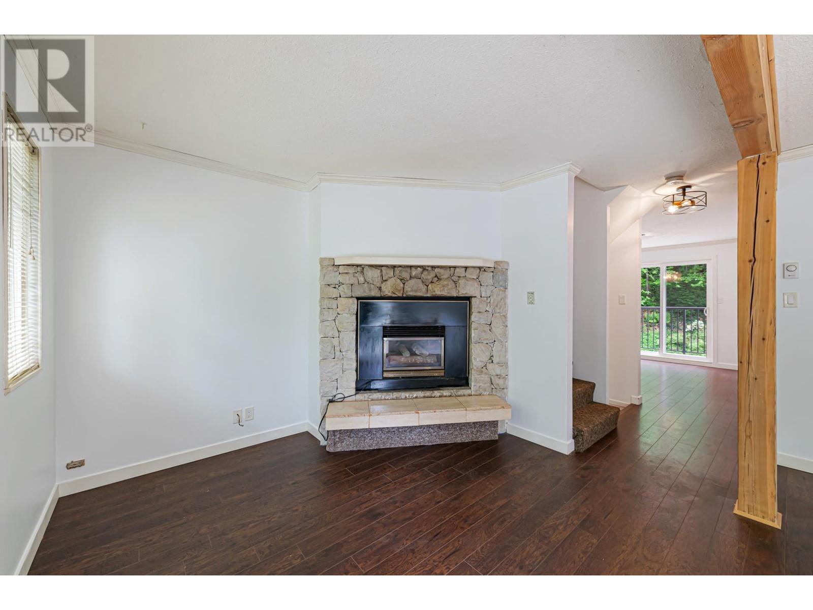 Property at 15 10000 VALLEY DRIVE image 3