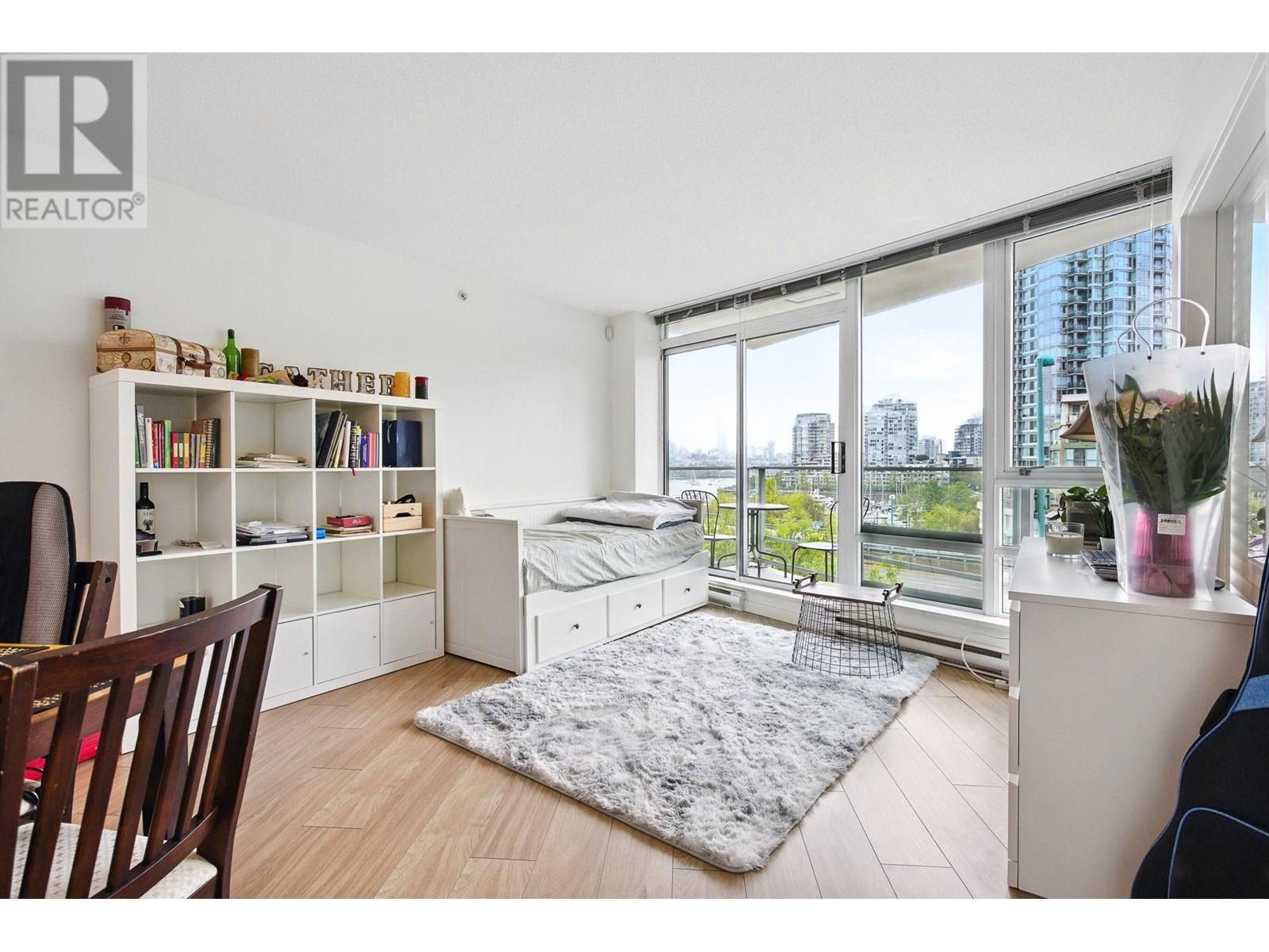 803 980 Cooperage Way, Vancouver, British Columbia  V6B 0C3 - Photo 4 - R2996480