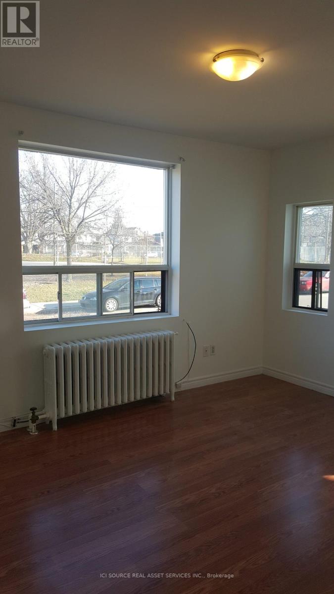 1 - 44 Bartonville Avenue W, Toronto (Mount Dennis), Ontario  M6M 2B5 - Photo 6 - W12142572