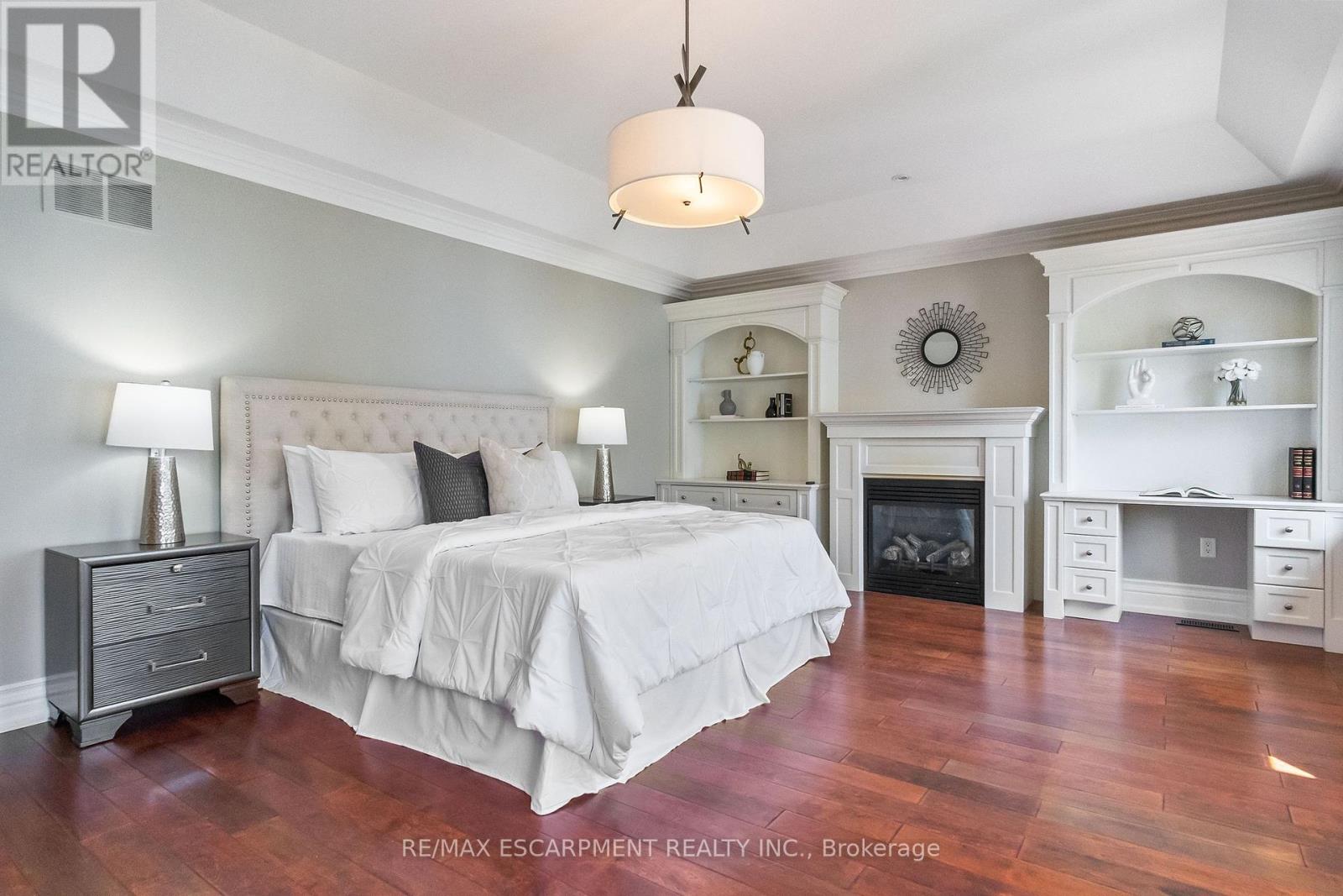 274 Lake Promenade, Toronto, Ontario  M8W 1B3 - Photo 19 - W12142585