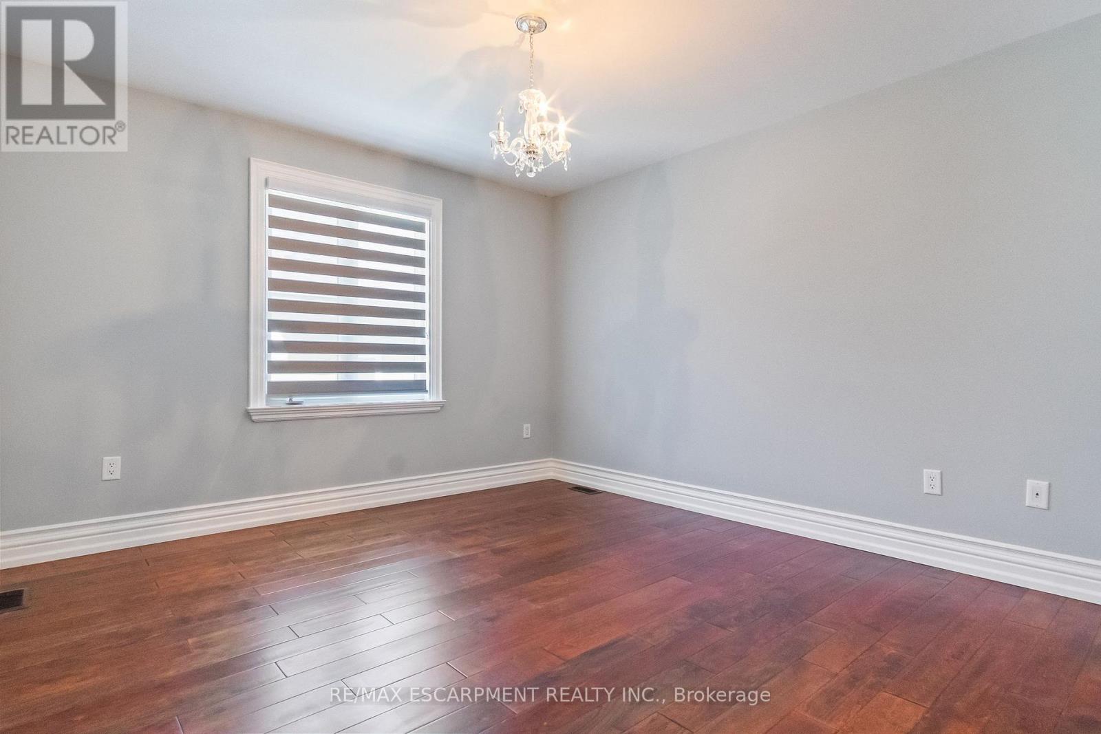 274 Lake Promenade, Toronto, Ontario  M8W 1B3 - Photo 27 - W12142585