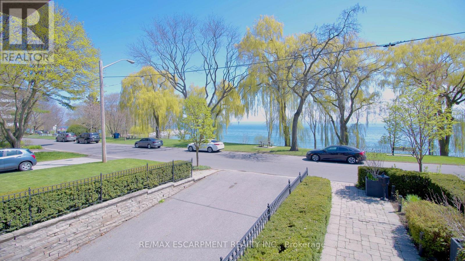 274 Lake Promenade, Toronto, Ontario  M8W 1B3 - Photo 38 - W12142585