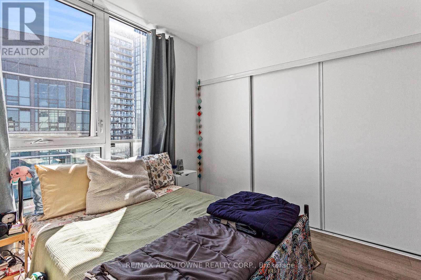 Ph1007 - 1195 The Queensway Avenue, Toronto, Ontario  M8Z 0H1 - Photo 14 - W12142629