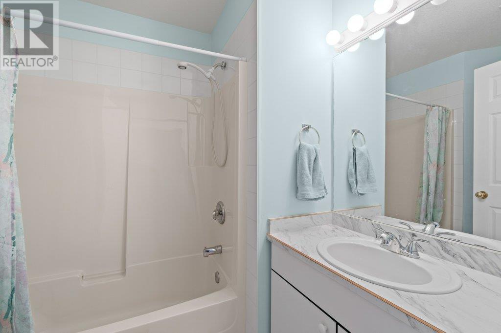 780 10 Street Sw Unit# 2, Salmon Arm, British Columbia  V1E 1L9 - Photo 34 - 10347401