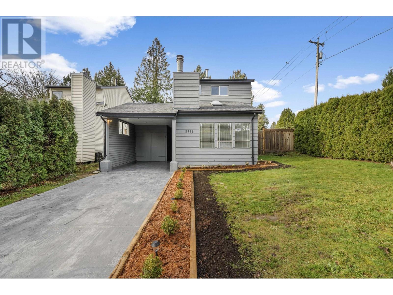 Property at 11797 N WILDWOOD CRESCENT image 3