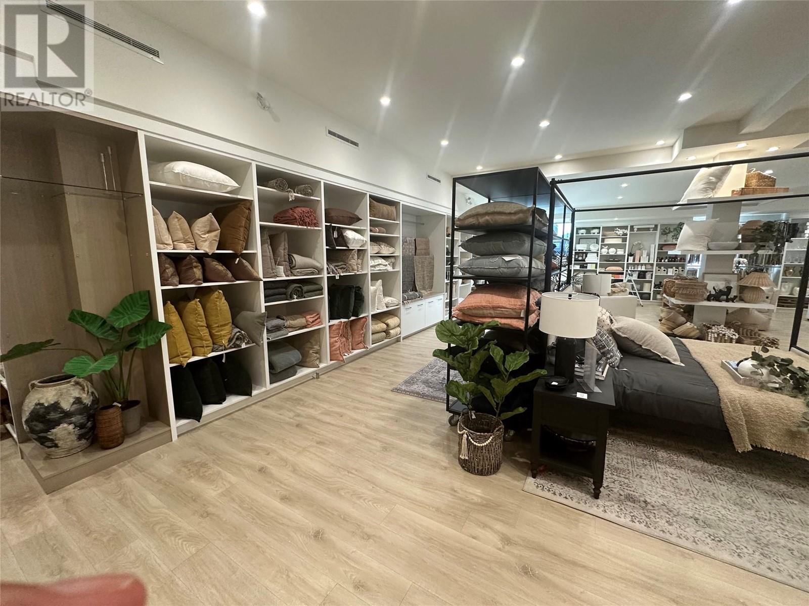 1751 Harvey Avenue Unit# 105, Kelowna, British Columbia  V1Y 6G4 - Photo 10 - 10347538