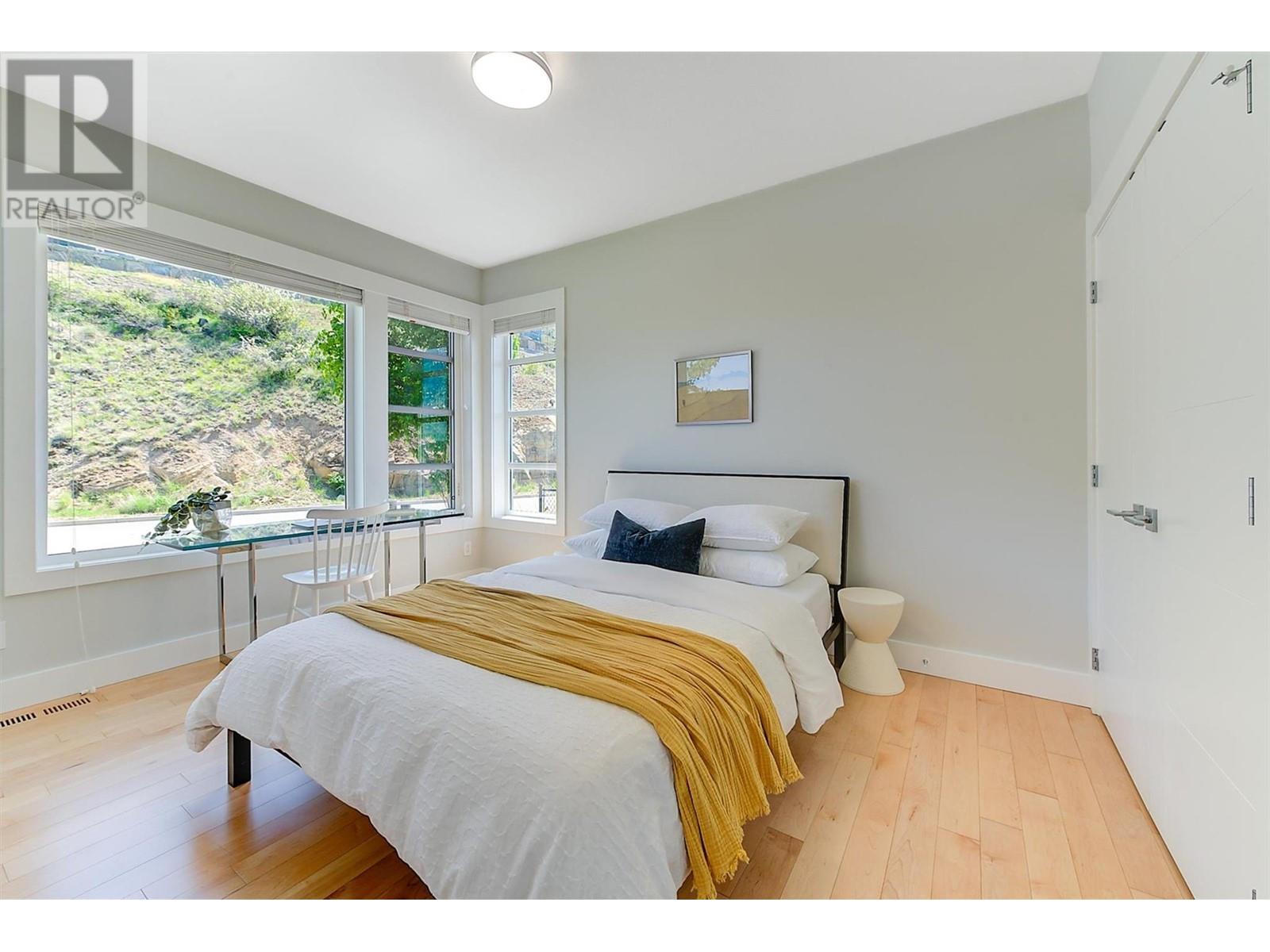 5598 Upper Mission Drive, Kelowna, British Columbia  V1W 5M4 - Photo 48 - 10344967