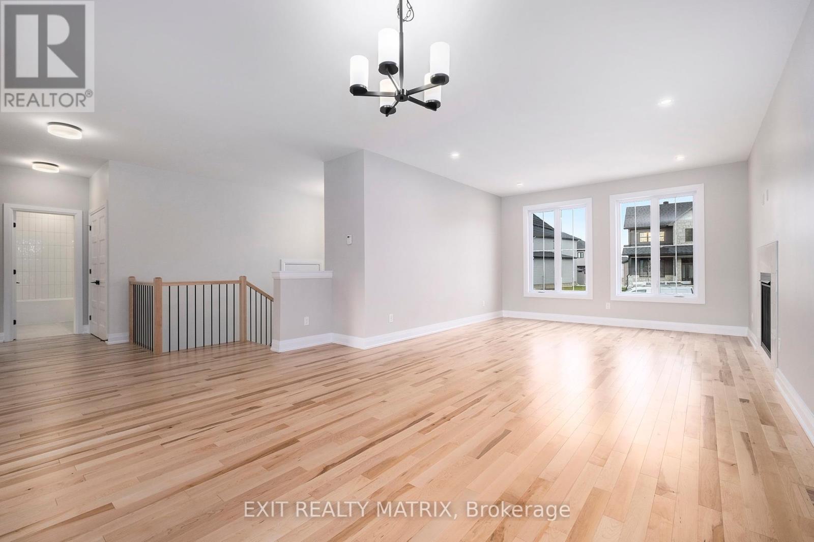 Property at 1335 FRIBOURG STREET image 5