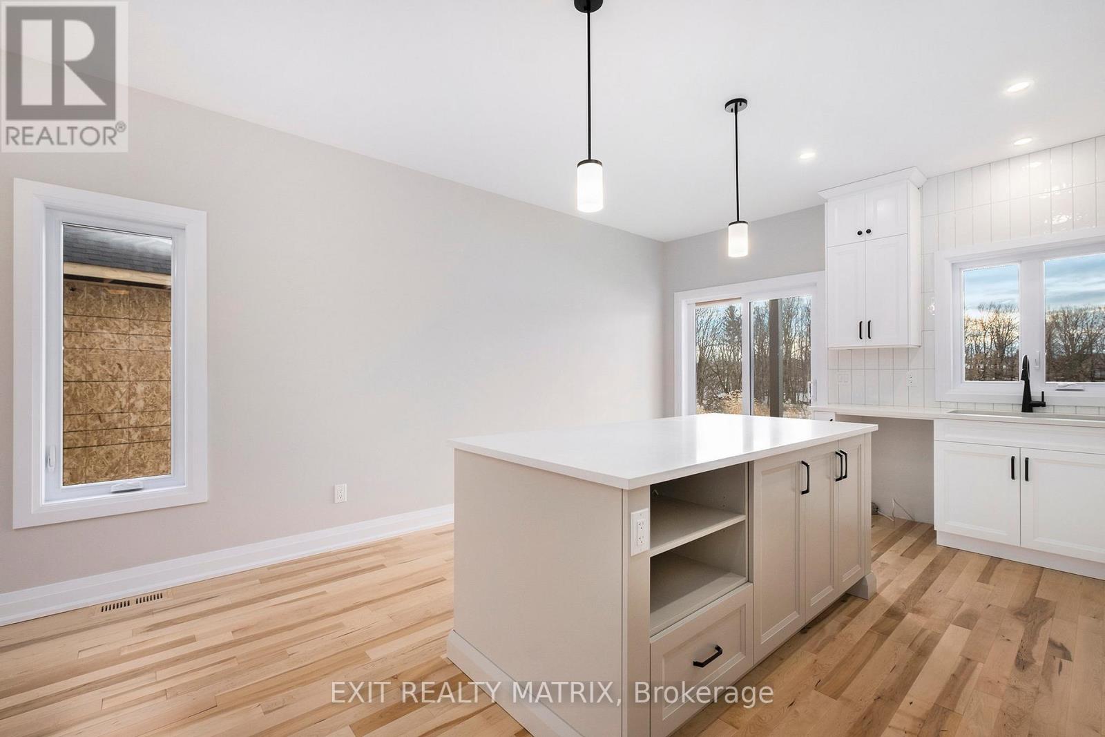 1335 FRIBOURG STREET Russell