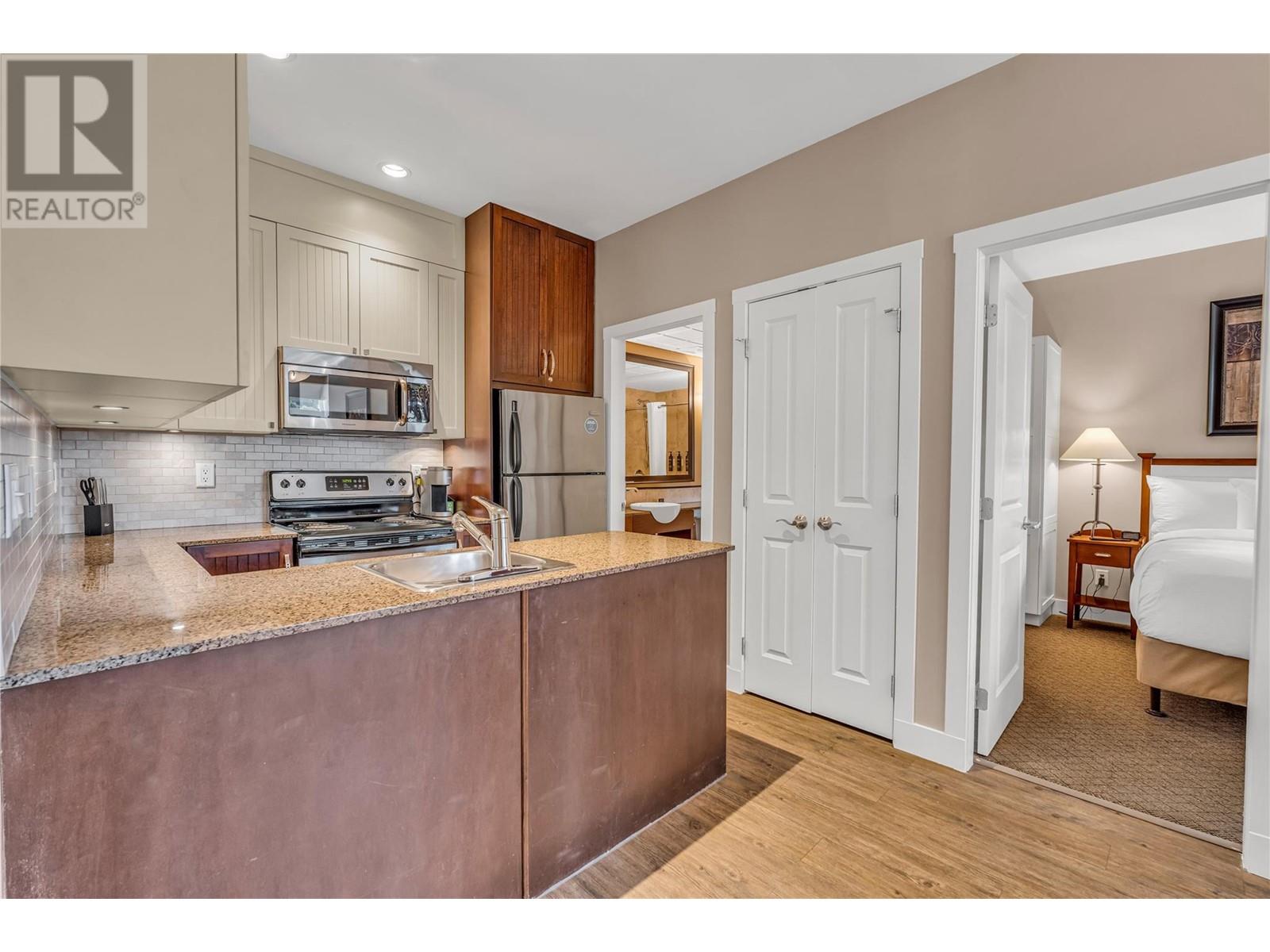 12811 Lakeshore Drive S Unit# 410/411, Summerland, British Columbia  V0H 1Z1 - Photo 8 - 10347518