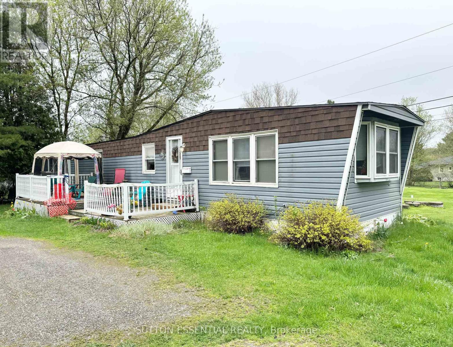 2 - 2-72 Main St. West Street W, Elizabethtown-Kitley, Ontario  K0E 1M0 - Photo 1 - X12142737