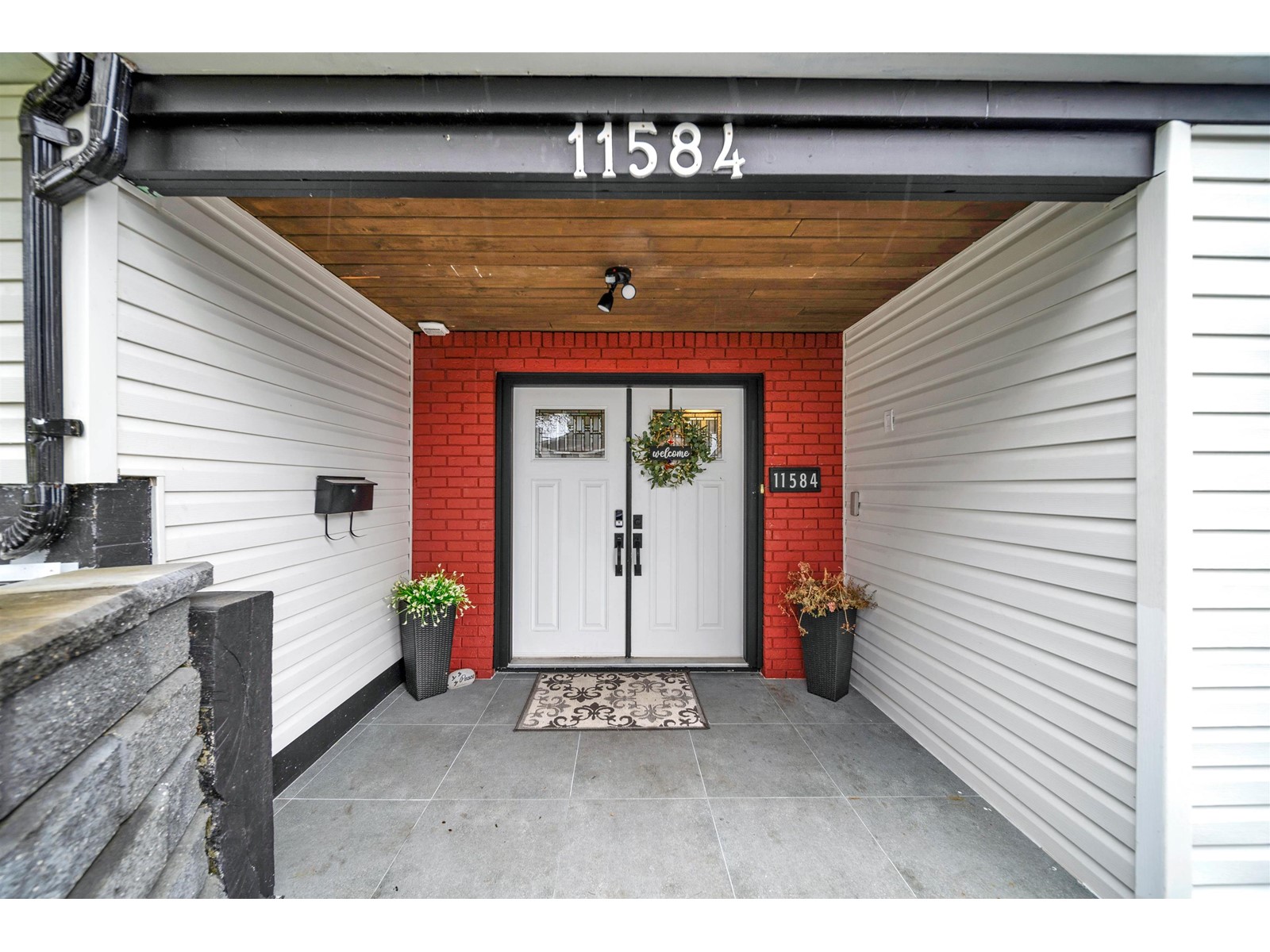 11584 77a Avenue, Delta, British Columbia  V4C 1M7 - Photo 4 - R2980966