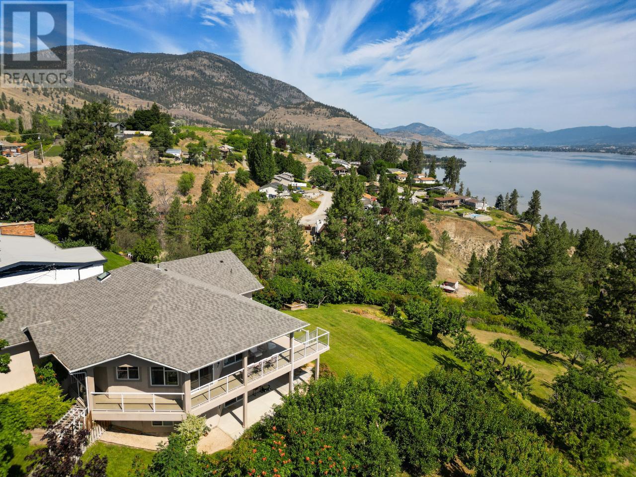 300 Pineview Drive, Kaleden, British Columbia  V0H 1K0 - Photo 14 - 10336139
