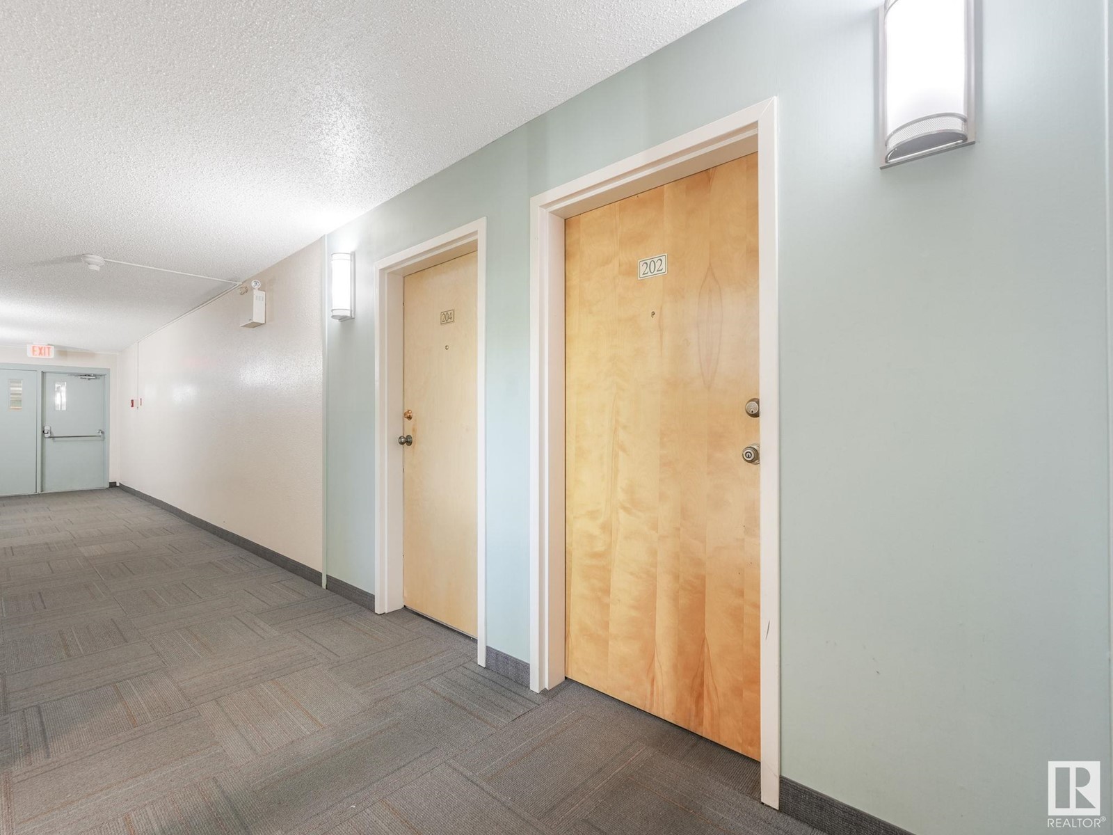 Property at #202 70 Alpine PL image 2