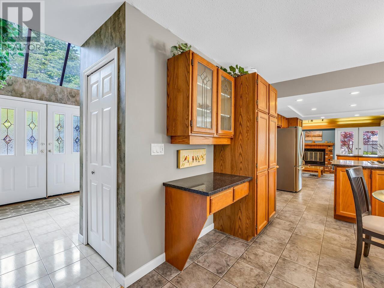 735 Sprice Avenue, Coquitlam, British Columbia  V3J 2P2 - Photo 7 - R3001228