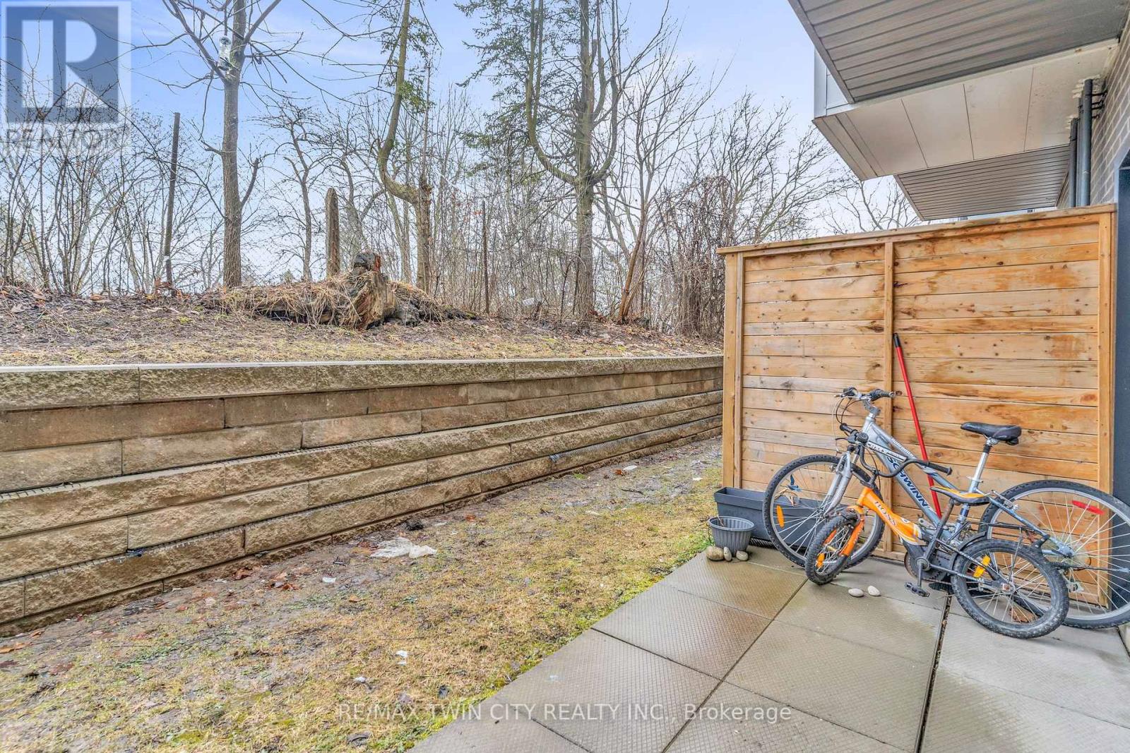 25 - 1430 Highland Road W, Kitchener, Ontario  N2N 0C3 - Photo 22 - X12142504