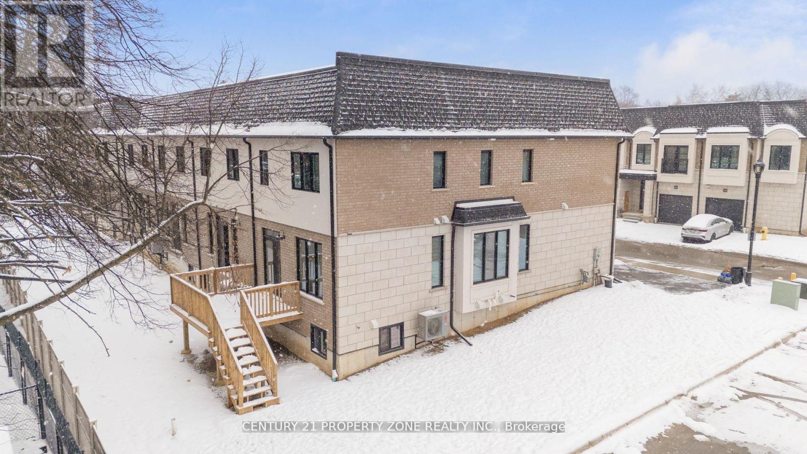 22 - 143 Elgin Street N, Cambridge, Ontario  N1R 0E1 - Photo 31 - X12142511