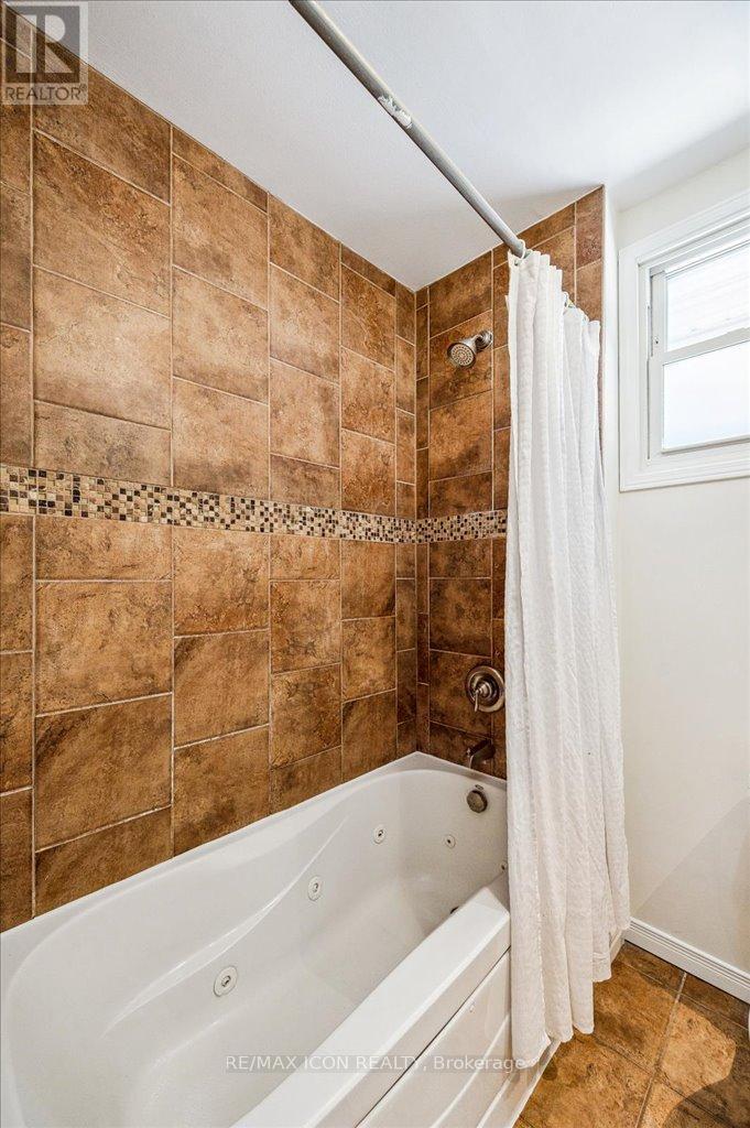 356 Fairfield Avenue, Hamilton, Ontario  L8H 5H9 - Photo 22 - X12142516
