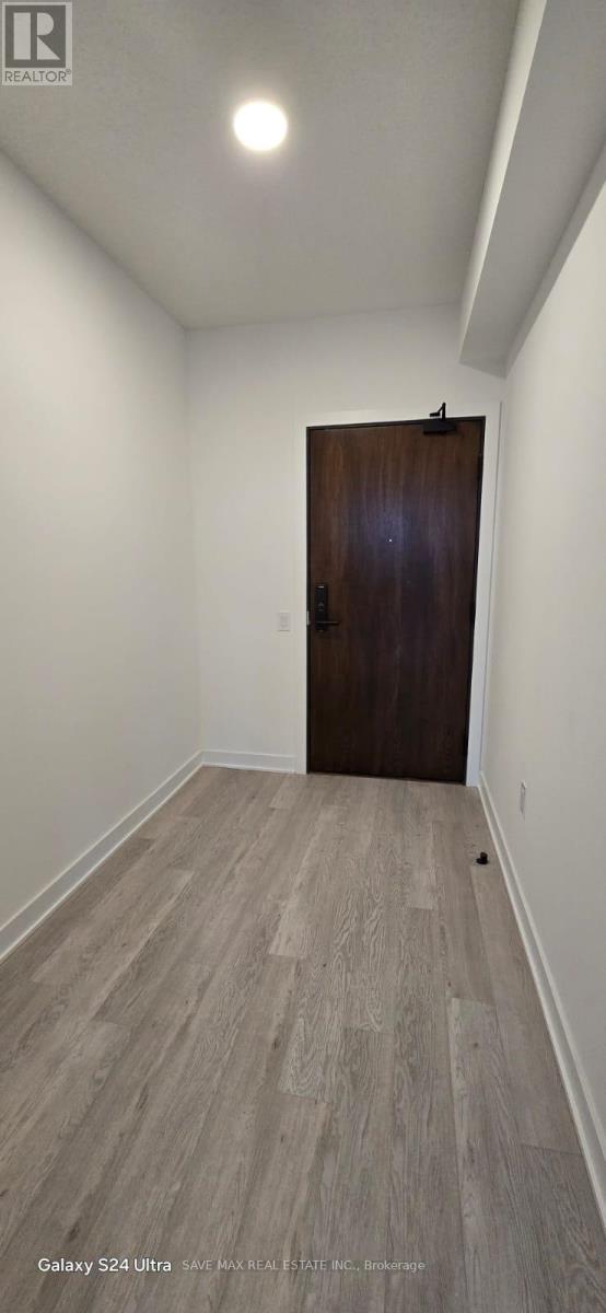401 - 2782 Barton Street E, Hamilton, Ontario  L8E 2J8 - Photo 3 - X12142541