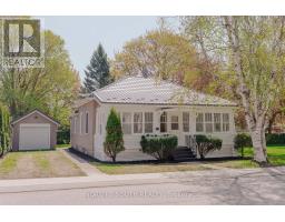 40 SPARLING STREET, Huron East, Ontario