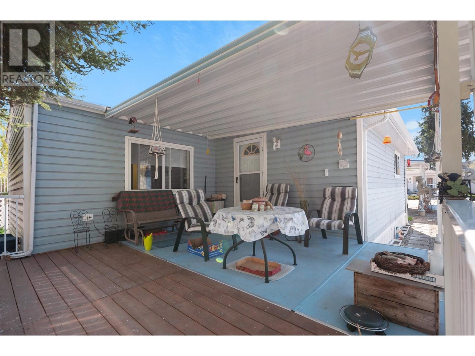 Property at 4505 McLean Creek Road Unit# H6 image 3