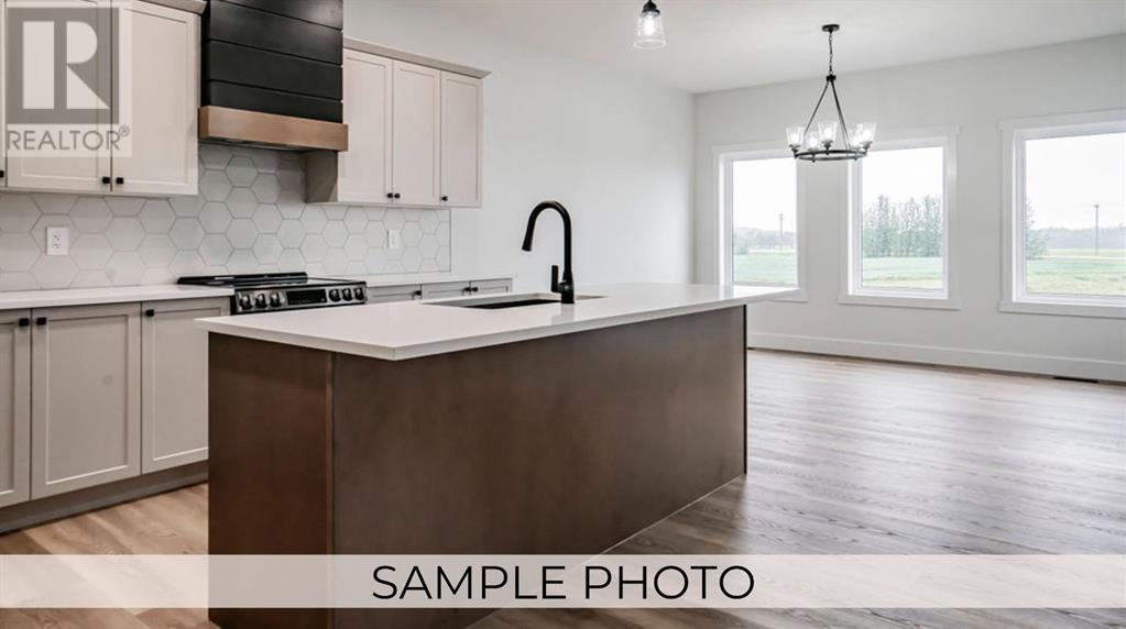 Property at 7053 85 Street image 4