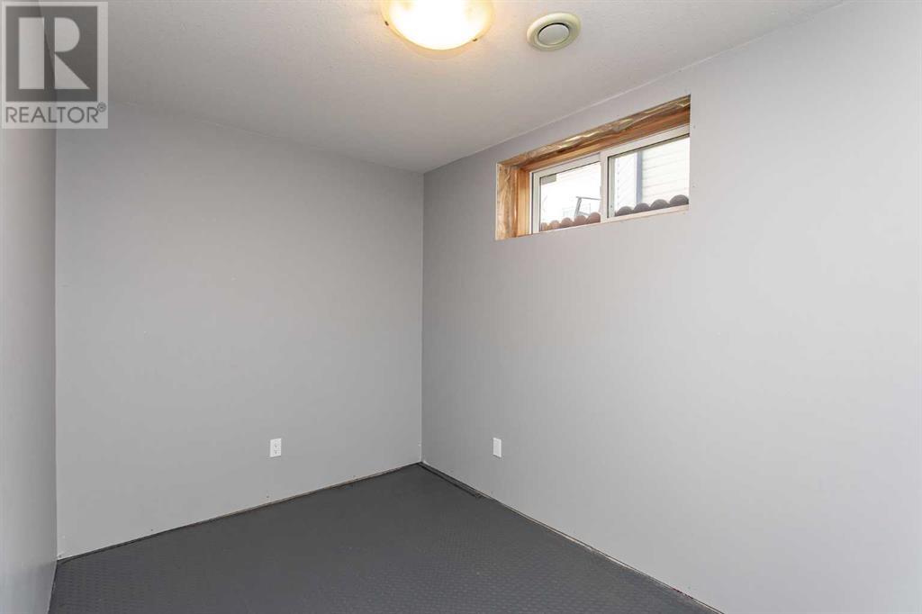 29 Dempsey Street, Red Deer, Alberta  T4R 2S1 - Photo 25 - A2216806
