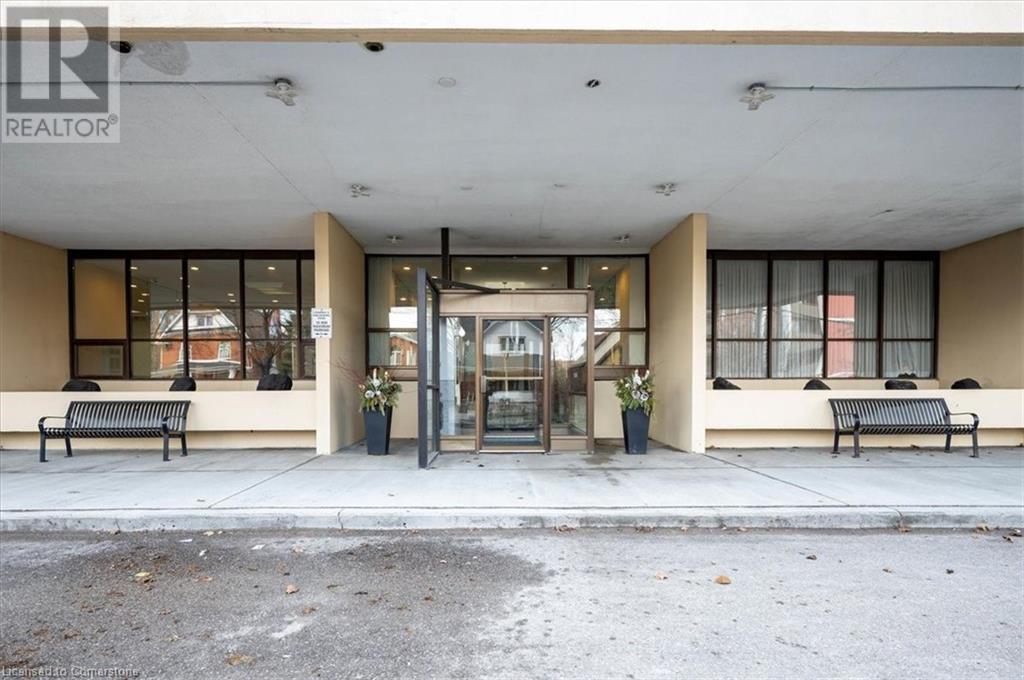 Property at 81 CHURCH Street Unit# 1307 image 4