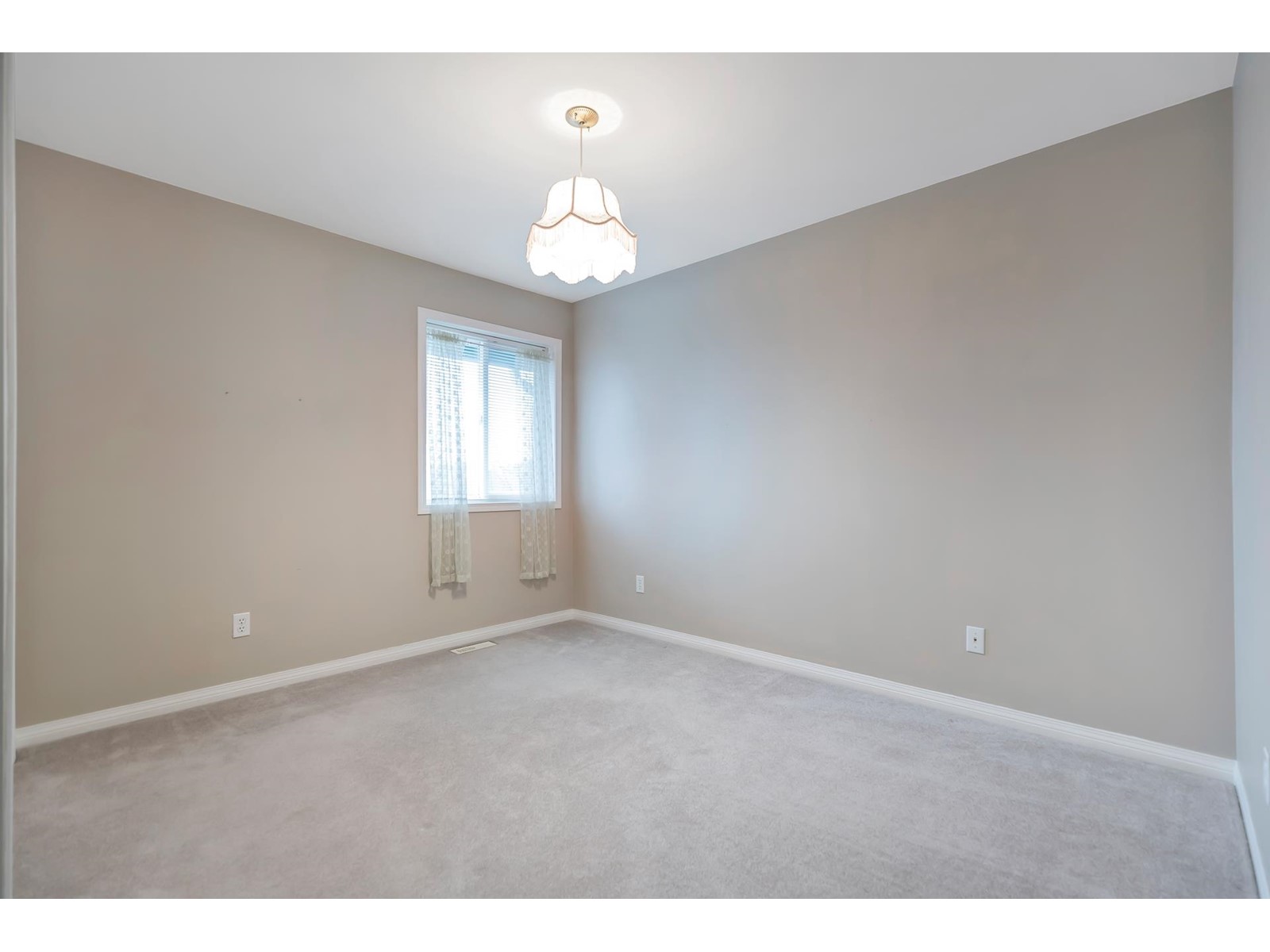 36140 Walter Road, Abbotsford, British Columbia  V3G 1K9 - Photo 15 - R3001104