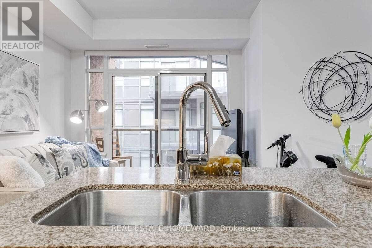 418 - 25 Fontenay Court, Toronto, Ontario  M9A 0C4 - Photo 13 - W12124658