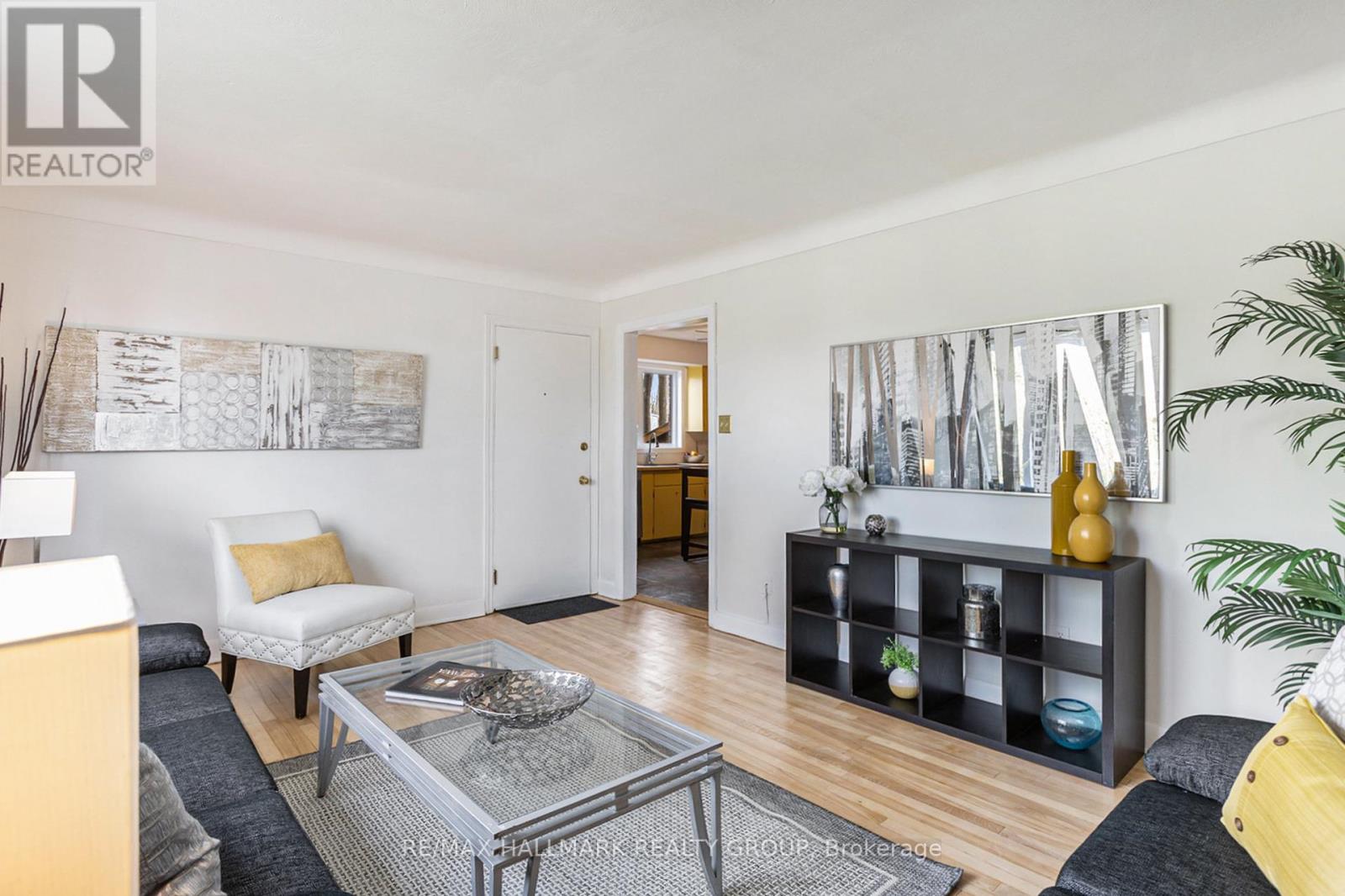 143 Granville Street, Ottawa, Ontario  K1L 6Y3 - Photo 6 - X12142673