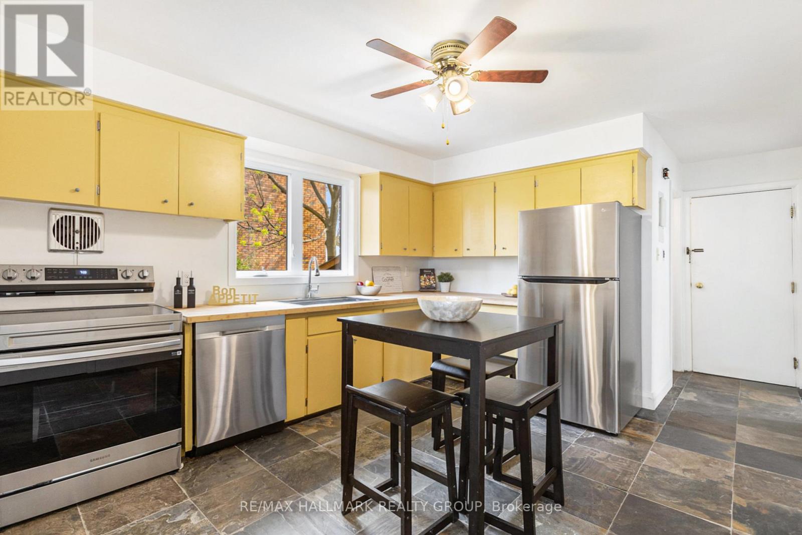 143 Granville Street, Ottawa, Ontario  K1L 6Y3 - Photo 8 - X12142673