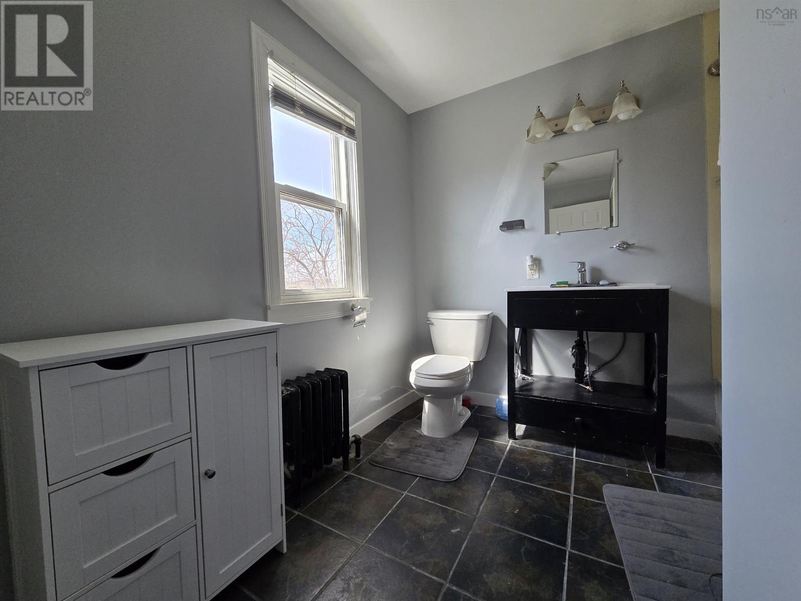 1674 George Street, Mira Road, Nova Scotia  B1P 1P4 - Photo 20 - 202508296