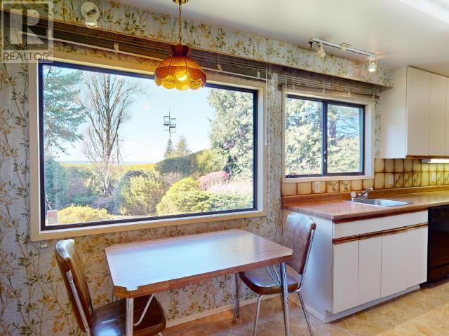 7108 Kemano Street, Powell River, British Columbia  V8A 1L9 - Photo 24 - 18813